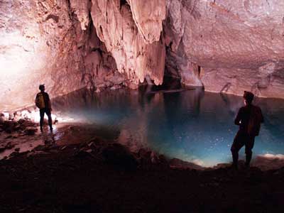 And flabbergasted before the grandiose scenery of Son Doong Cave...
