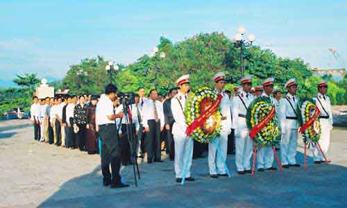 Ba Doc martyrs' cemetery - Bo Trach
