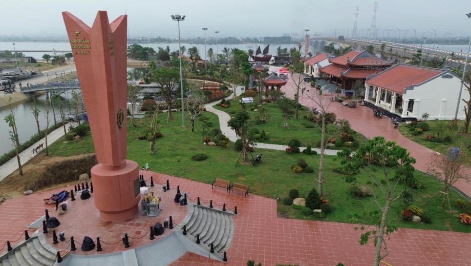 Gianh Ferry Terminal transformed into a memorial park, reviving memories of the legendary nameless...